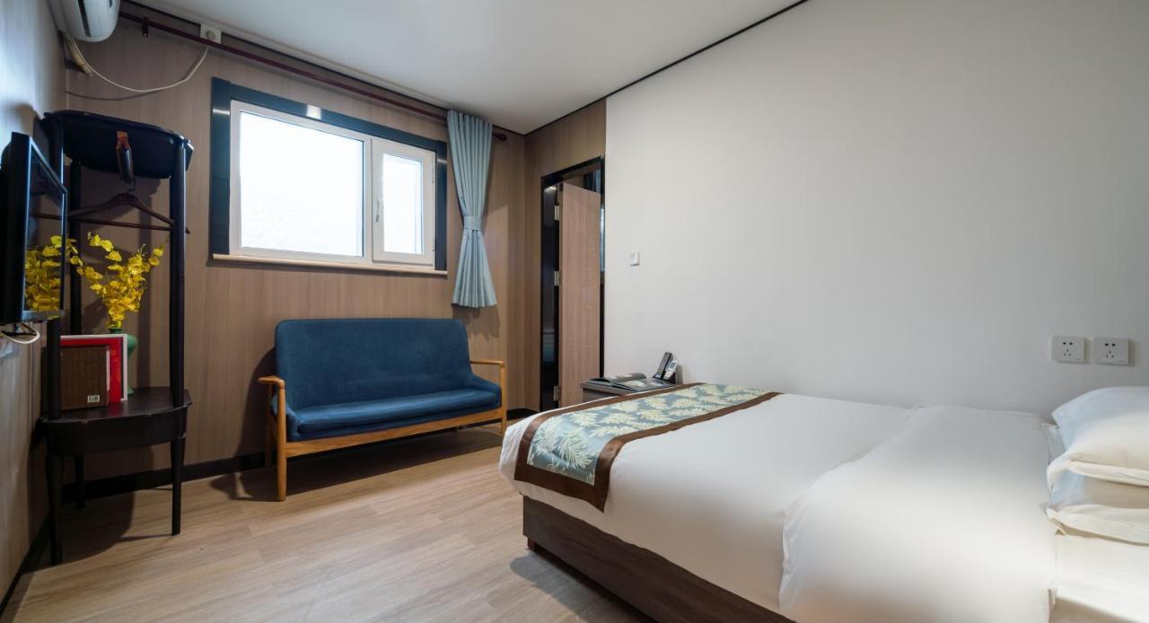 酒店 East Sacred Hotel: Near Tiananmen & Metro, Free Amenities