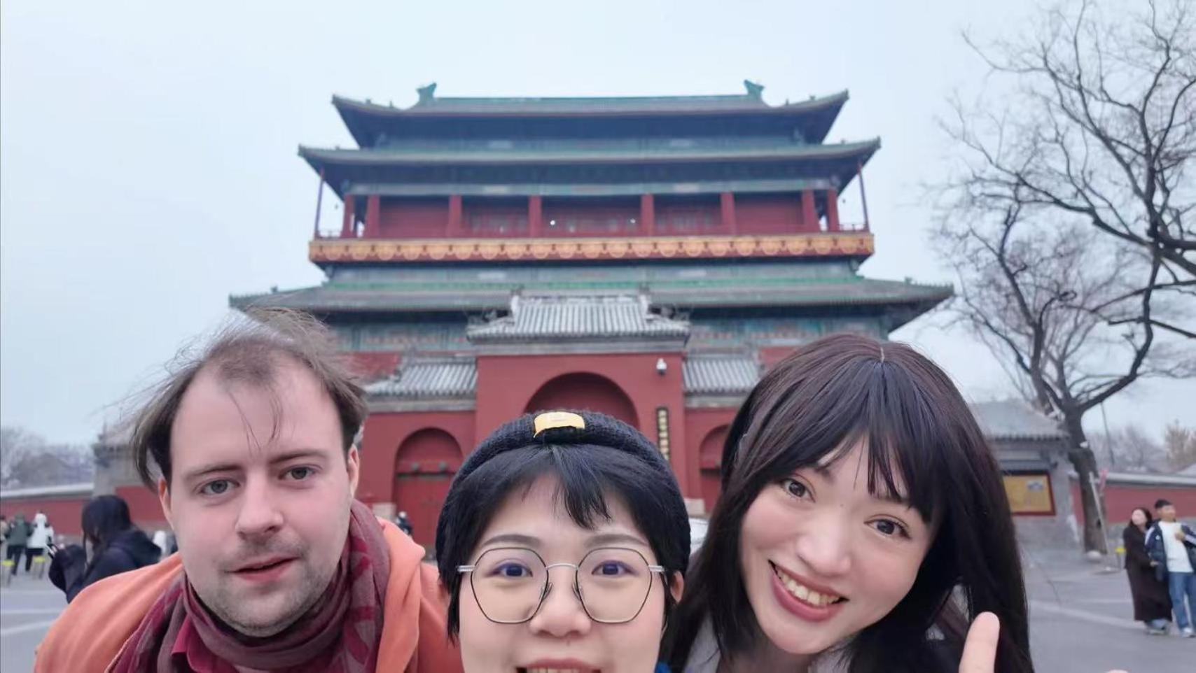 East Sacred Hotel: Near Tiananmen & Metro, Free Amenities 北京