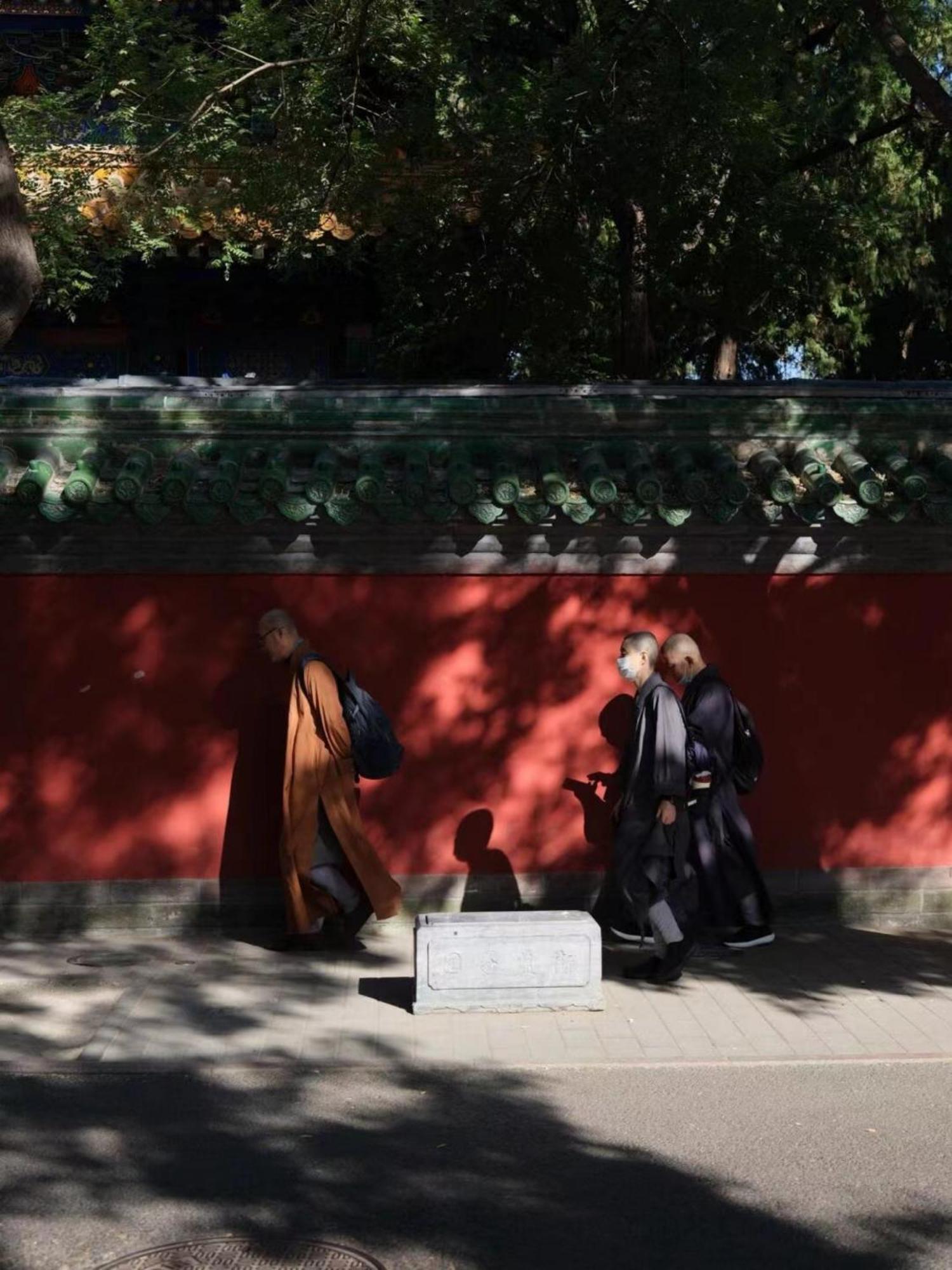 East Sacred ᴸᴱo---foreign Accept---tourism Service English-speaking 丨 Near Tiananmen Forbidden City丨very Close To Metro Zhangzizhong And Beixinqiao 丨european Foot Ball English丨free Advance Tickets And Laundry Drying Service Coffee Snacks 4* Пекин